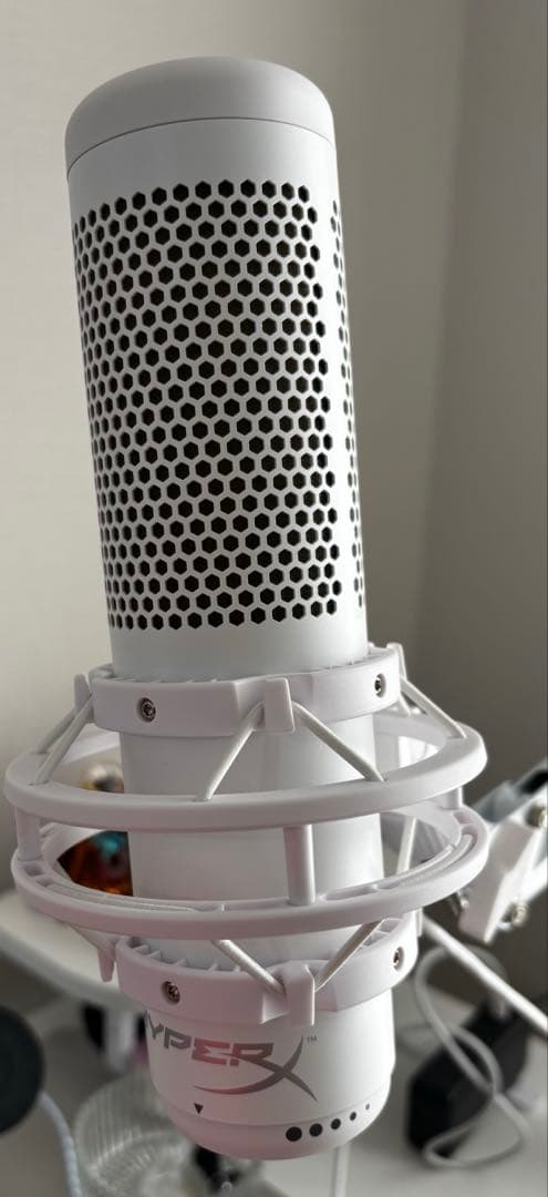 【美品】HyperX QuadCast S ホワイト＋アーム付き