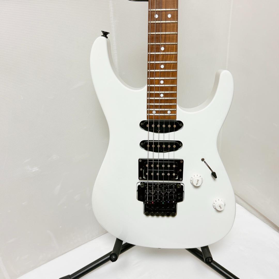 美品 Charvel Tradition series エレキギター ホワイト