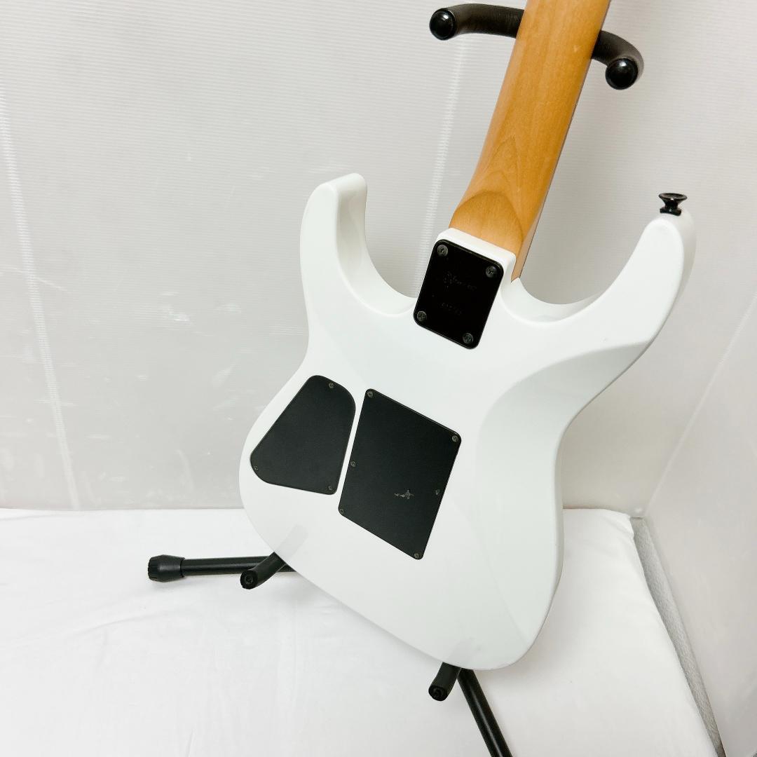 美品 Charvel Tradition series エレキギター ホワイト