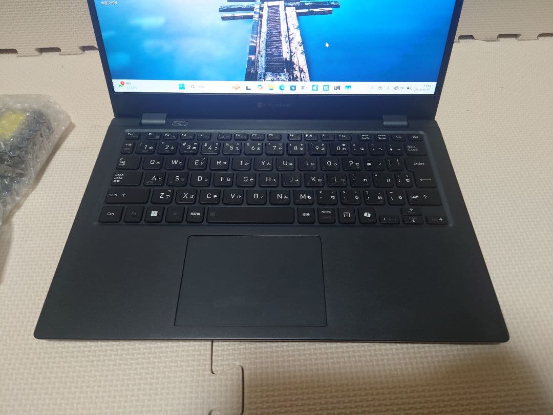 美品東芝Dynabook G6/i5-1340P/16・512G/880g超軽量