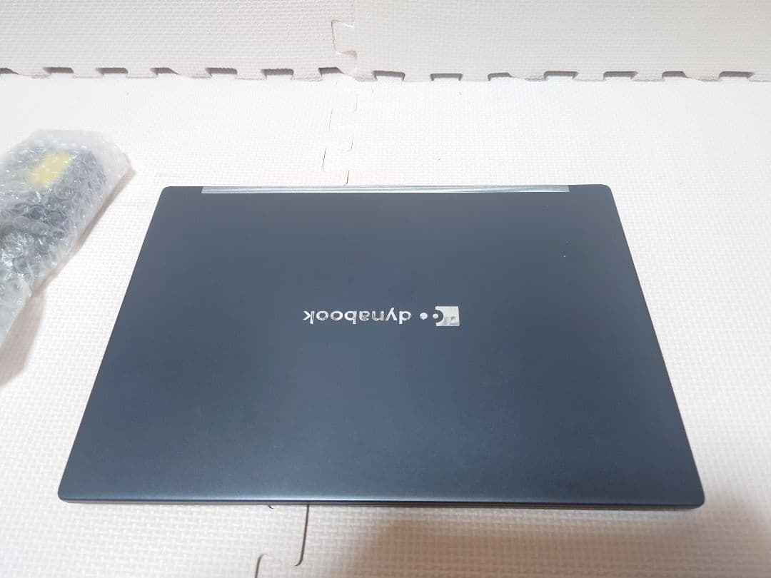 美品東芝Dynabook G6/i5-1340P/16・512G/880g超軽量