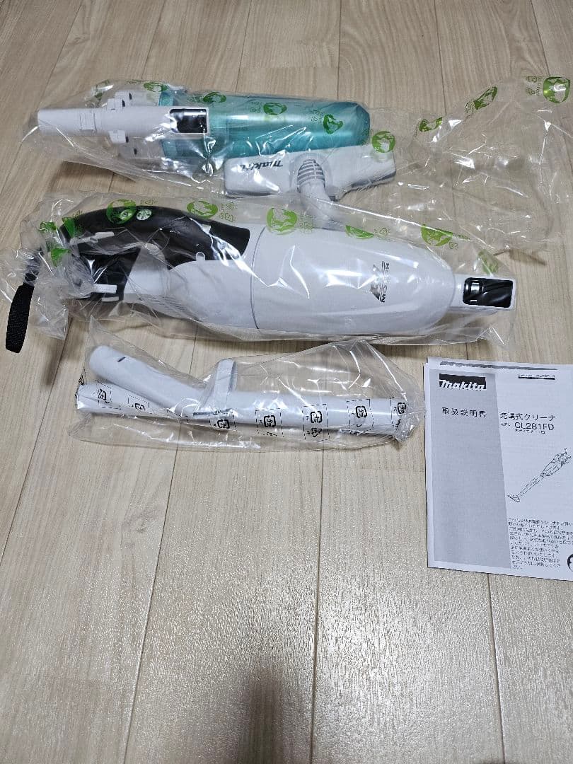 MAKITA マキタ CL281FD コードレス掃除機 カプセル式 サイクロン式