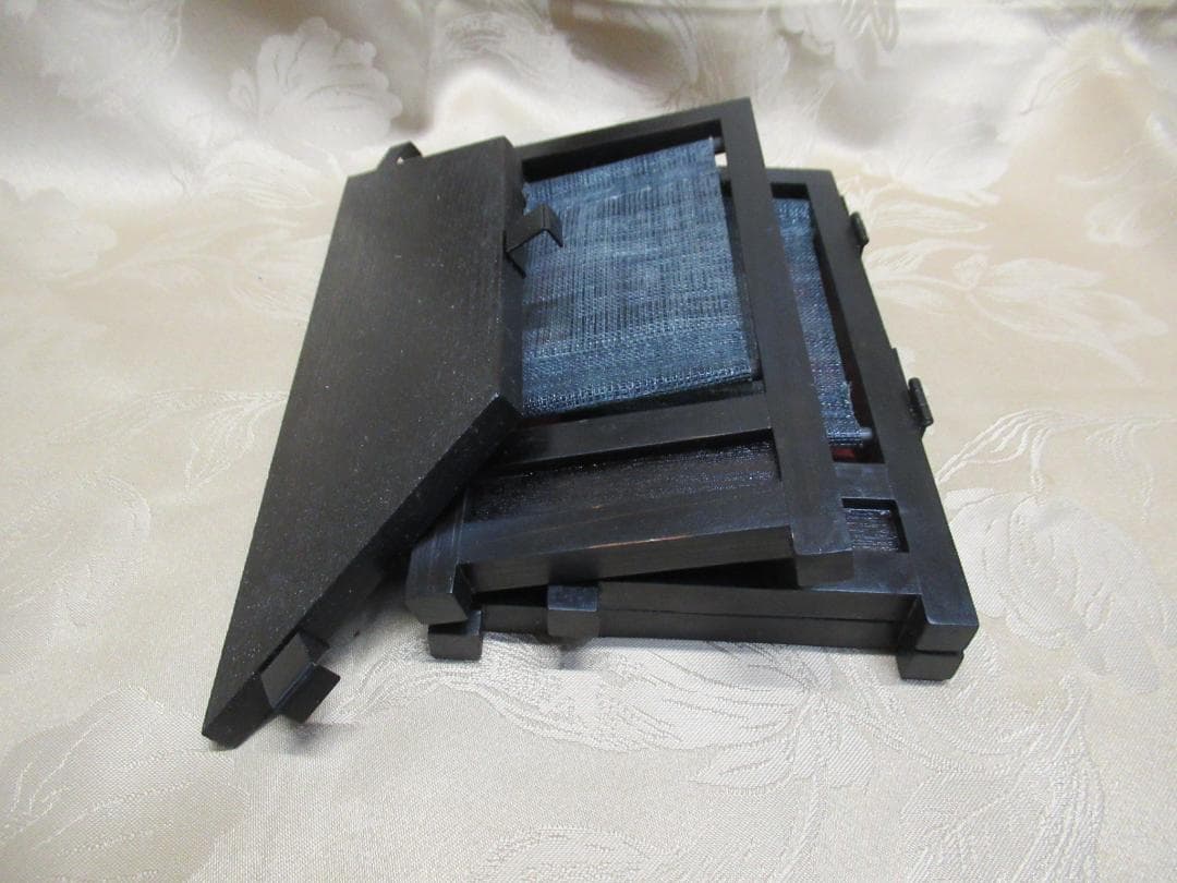 hh　有田焼お雛様珍味2個セット伯山窯２組包装&木製屛風兎絵衝立4個