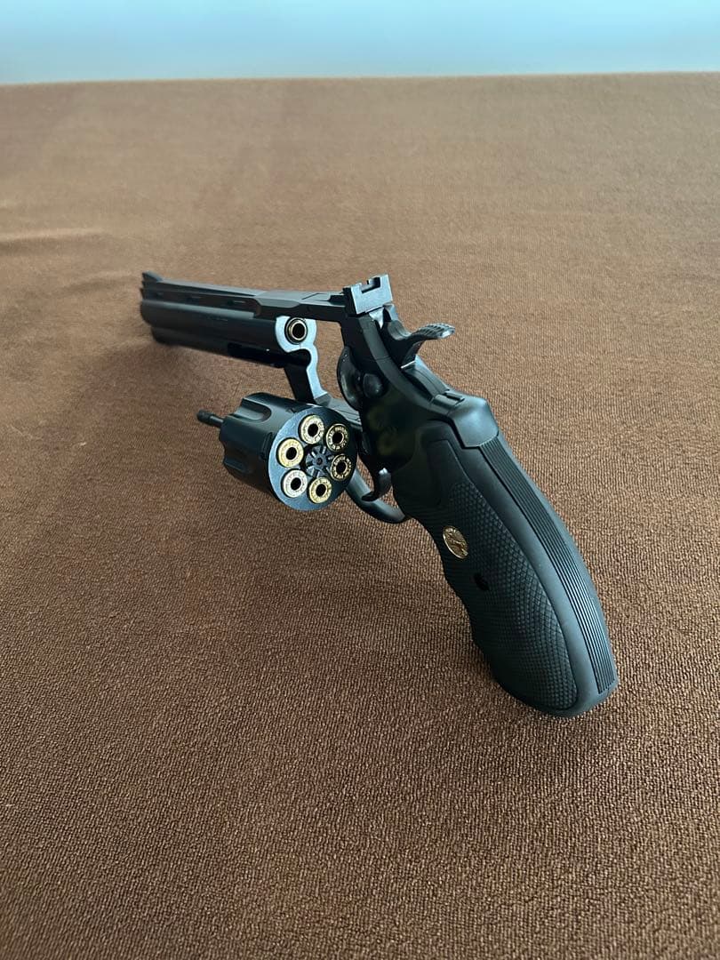 トイガン COLT PYTHON .357mag 6inch