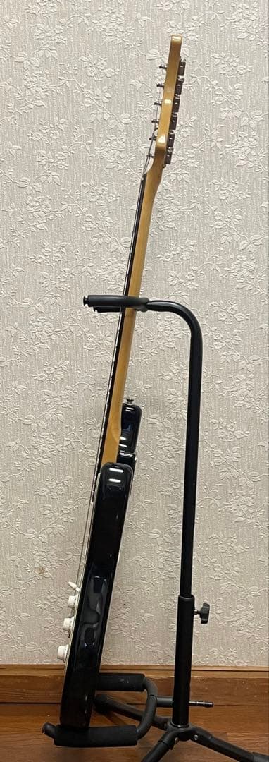 FERNANDES エレキギター ブラック ストラトキャスタータイプ