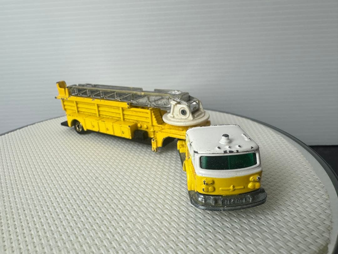 ビンテージ　トミカ　ロングトミカ　ミニカー　 アメリカのはしご消防車　日本製