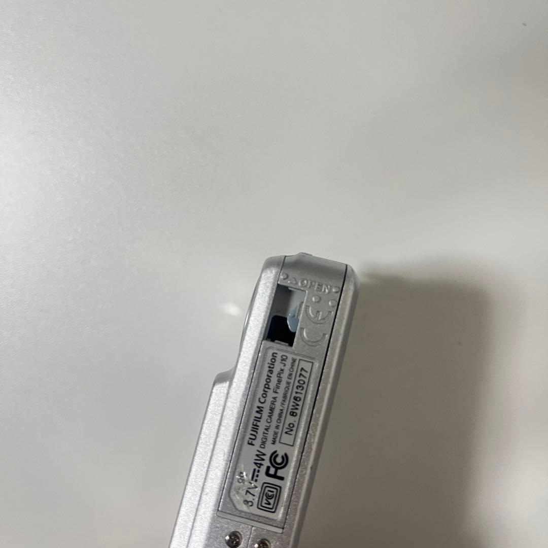 【訳あり　動作確認済】 FUJIFILM FINEPIX J10 デジカメ