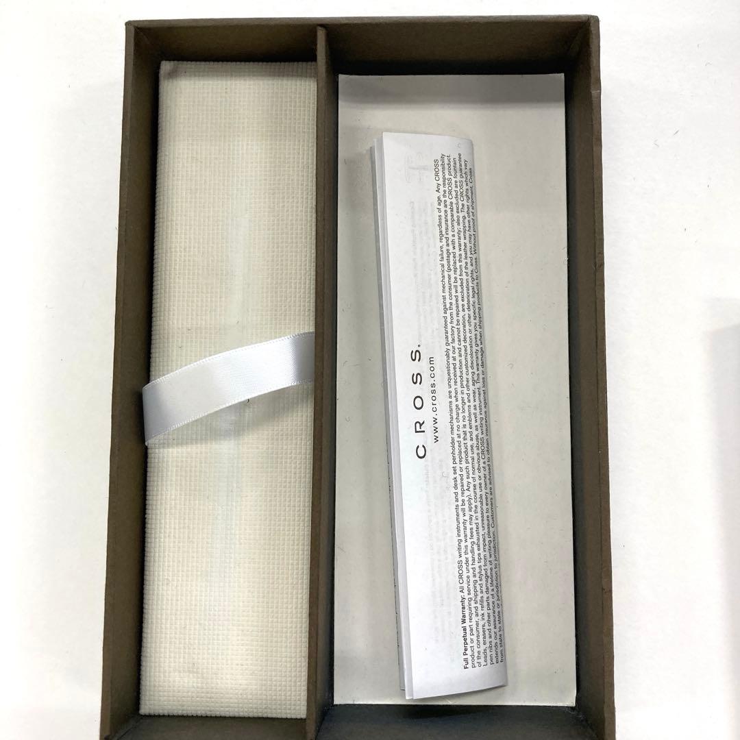 CROSS ホワイトボールペン チャーム付き　ホワイト