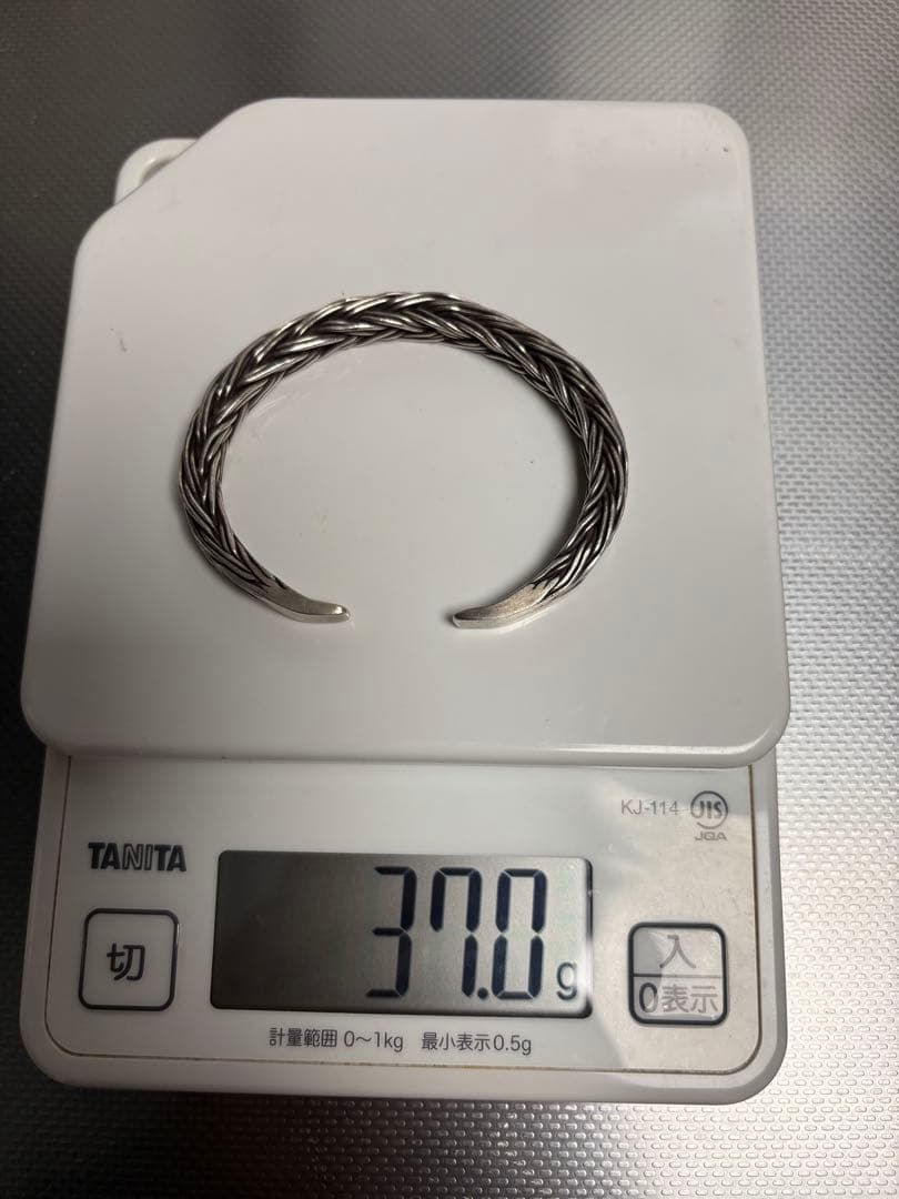 カレンシルバー バングル 37ｇ