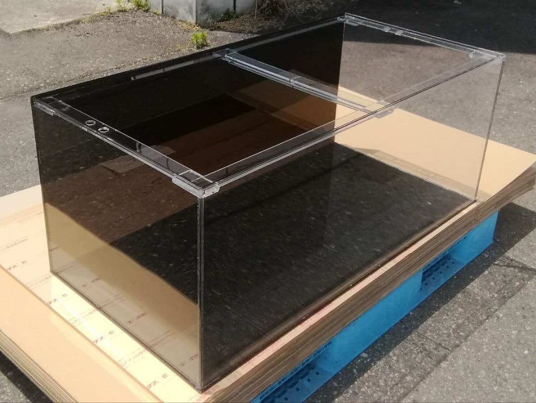 アクリル水槽 二面黒 W1200 D600 H450 ワンオフ 佐川急便発送