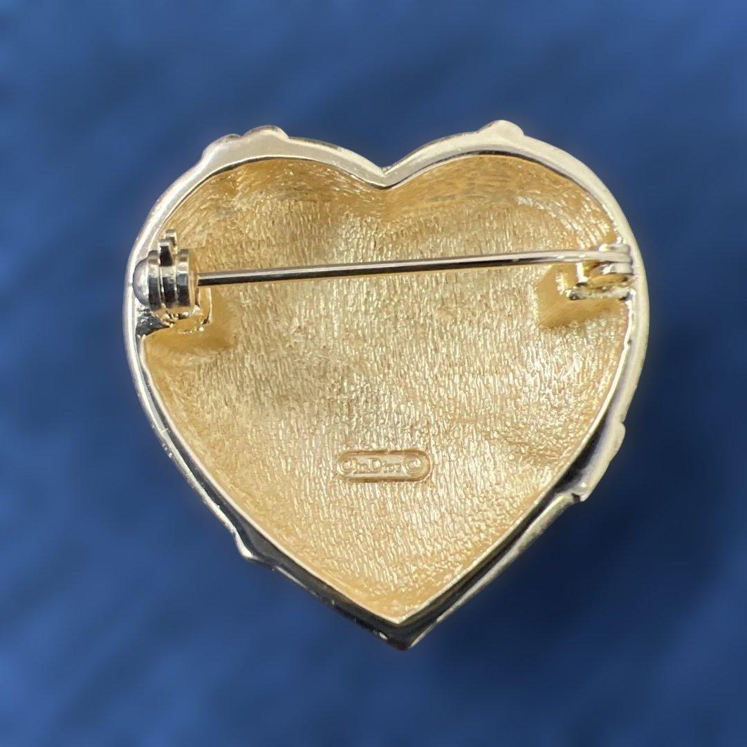 ヴィンテージ　クリスチャンディオール　ハート型金色ブローチ
