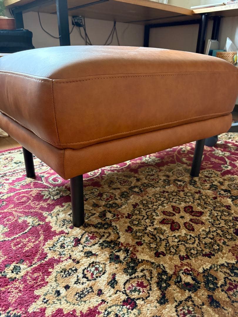 本革オットマン ニトリ