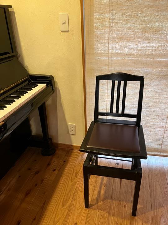 YAMAHA アップライトピアノ　椅子付き