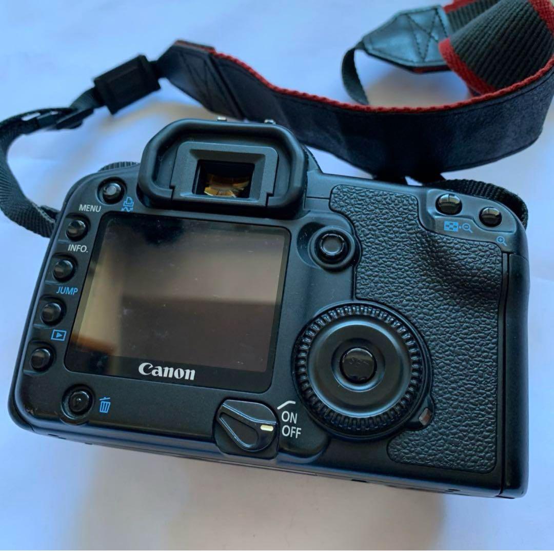 ⭐️ズームレンズセット⭐️キャノン　Canon EOS 30D カメラ