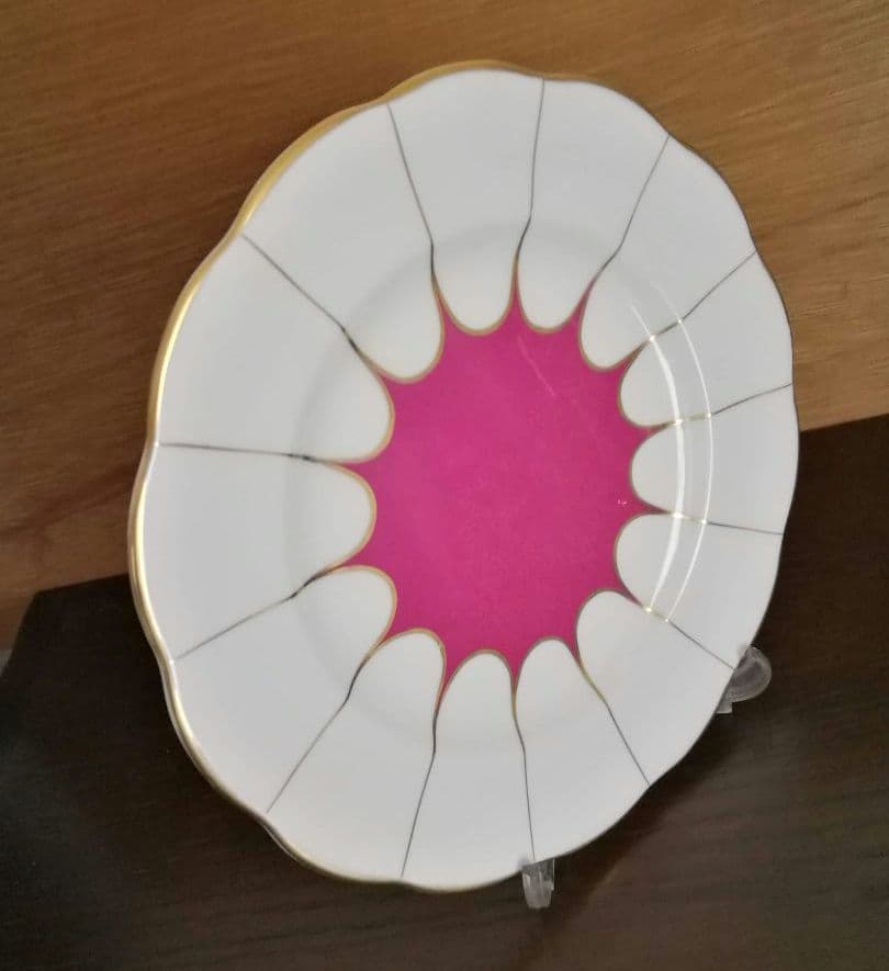 逸品　朱地アールデコ様式　ケーキ皿　飾り皿　ロイヤルアルバート　英国　1917年