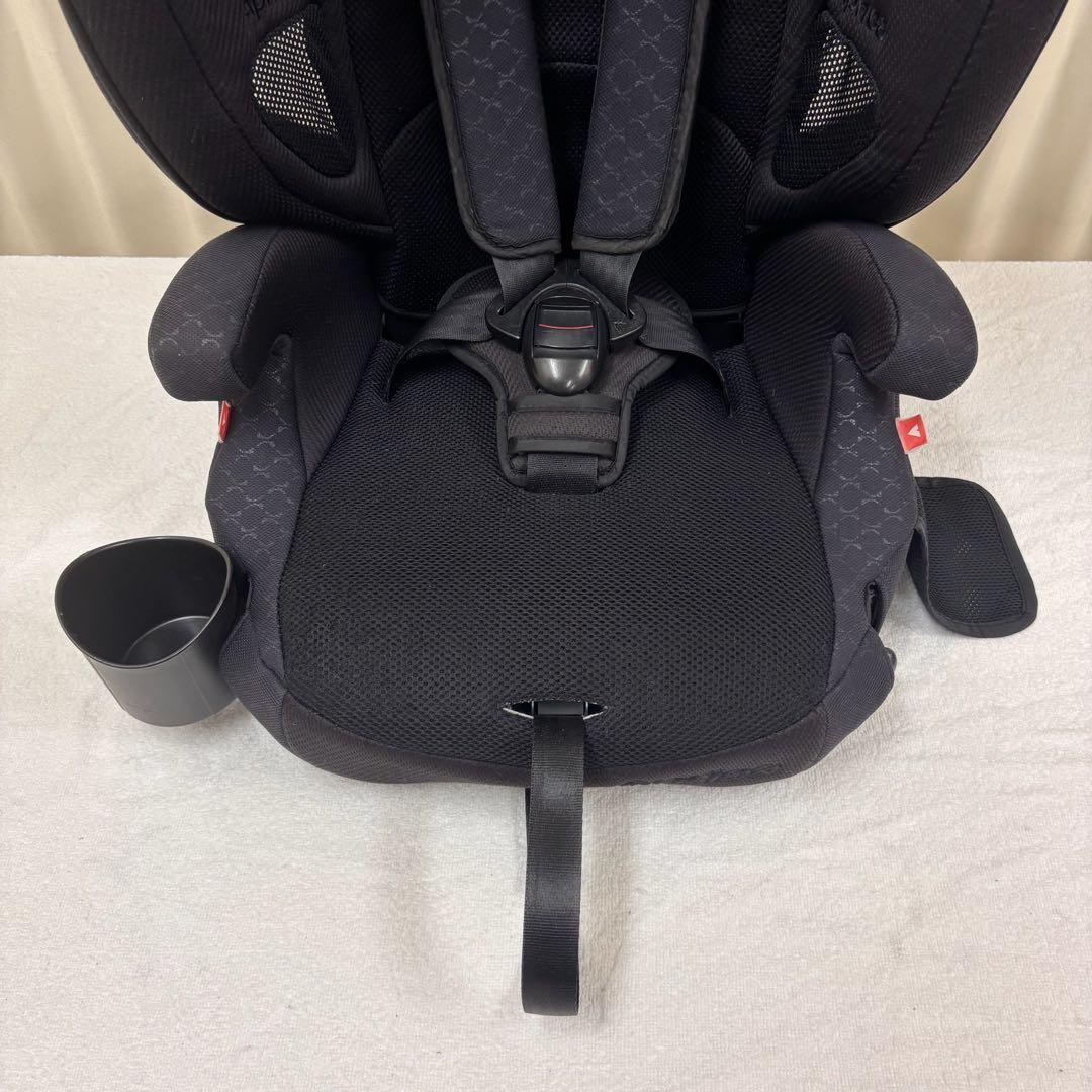 クリーニング済☆綺麗☆1〜11才まで　アップリカ　エアグルーヴ　プラス　ブラック