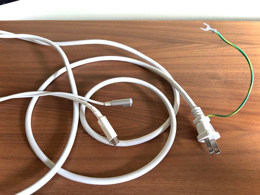 ディスプレイ・モニター本体 Apple Thunderbolt Display 27-inch