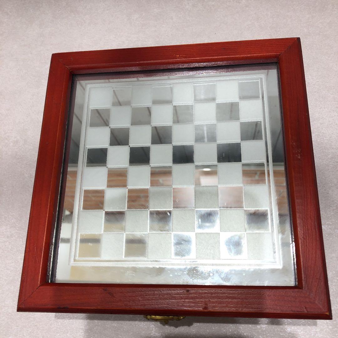 硝子製のチェス