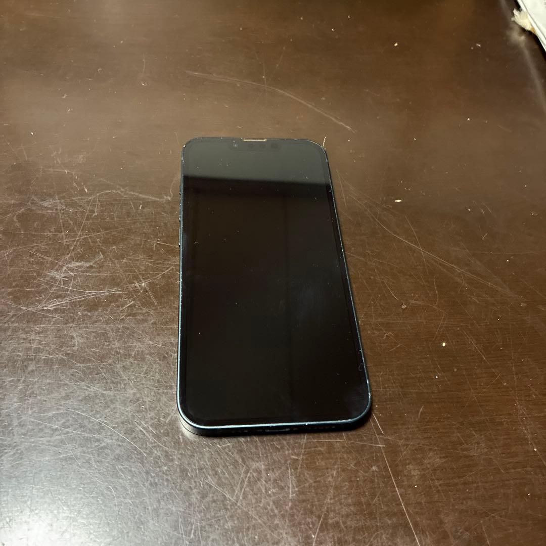 Apple iPhone 13 本体