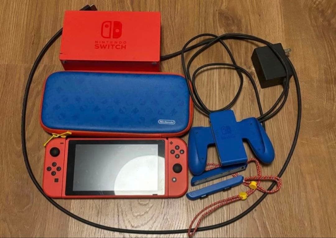 Nintendo Switch ニンテンドースイッチ本体 マリオカラー 初期化済