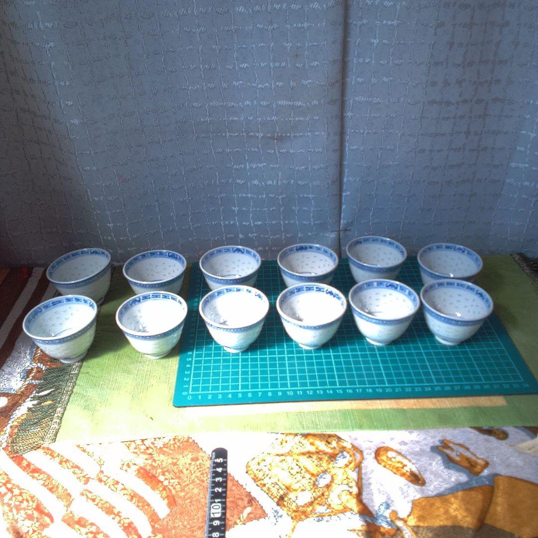 中古美術 ？ 青い花模様の陶器製小鉢12個セット 中古