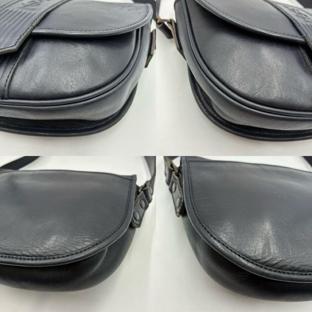 美品 イヴサンローラン ショルダーバッグ 斜め掛け YSLロゴ レザー 濃紺