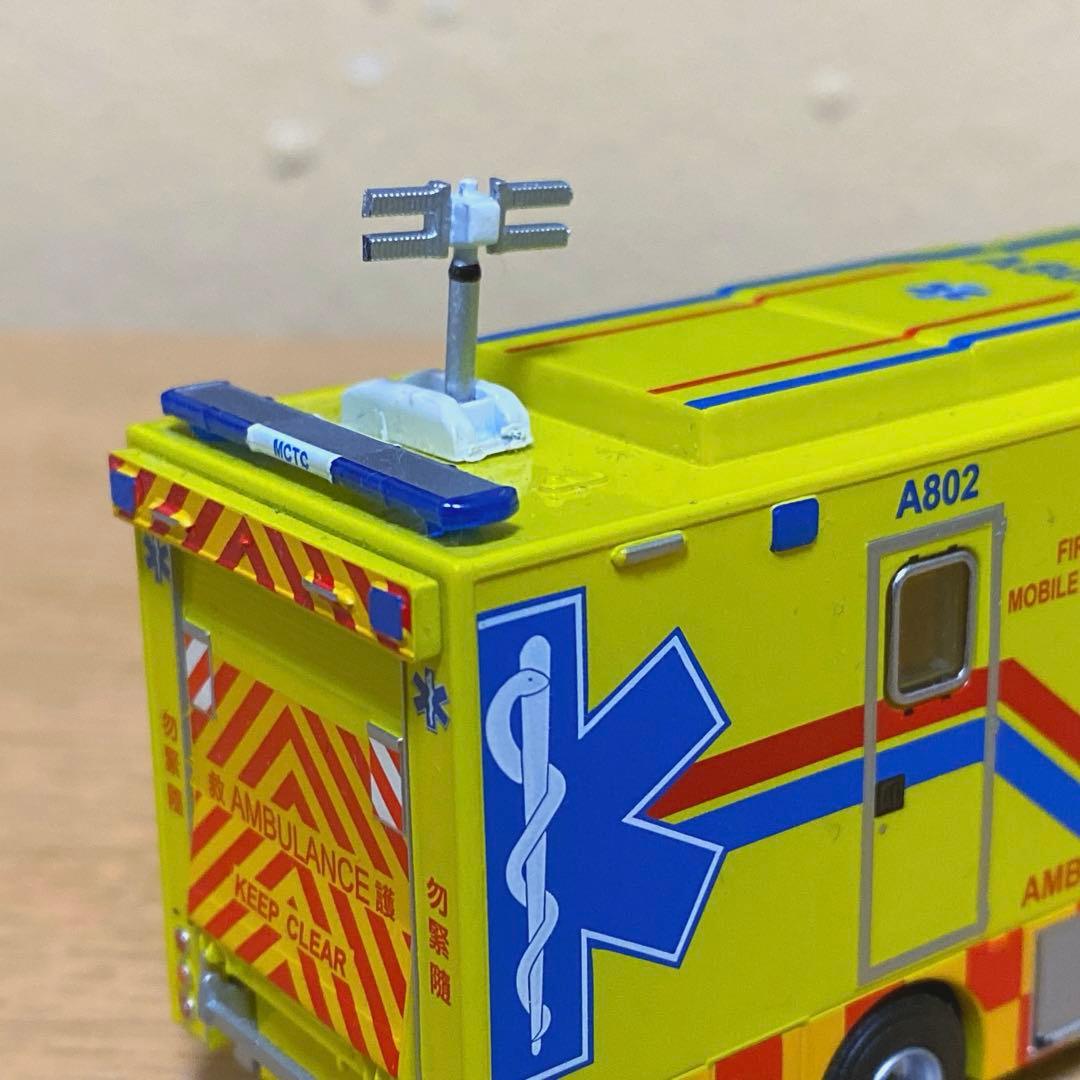 香港 Tiny ミニカー 消防車 救急車