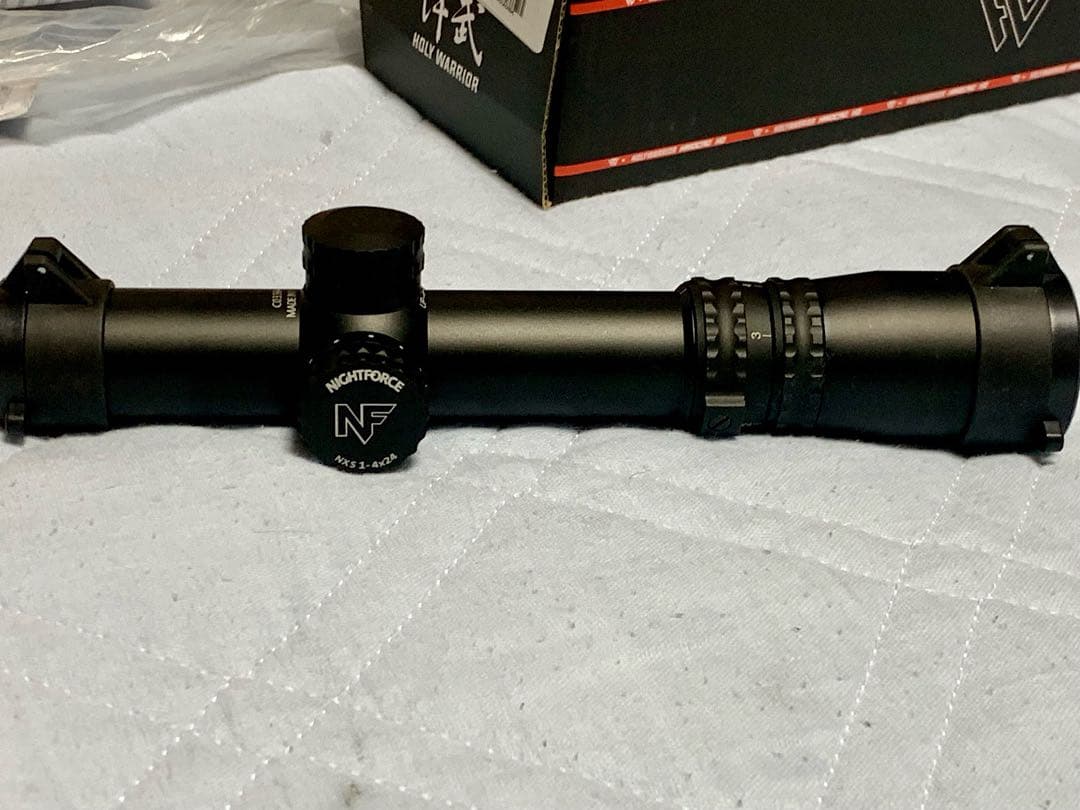 HolyWarrior NightForce NXS 1-4 x 24 スコープ