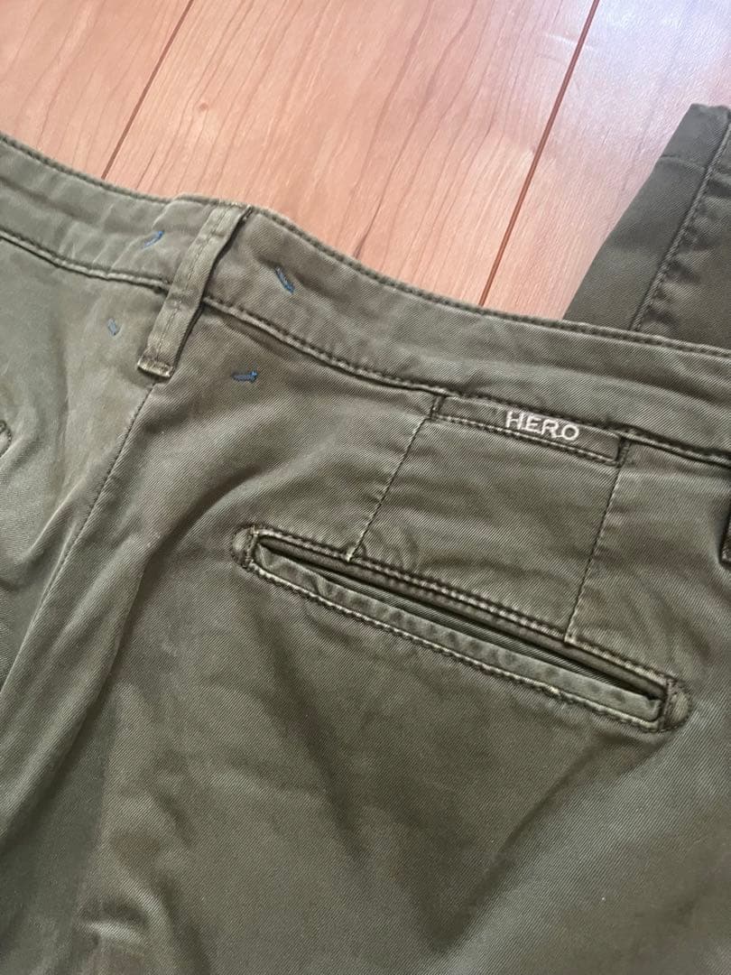 美品！SIVIGLIA コットンパンツ　チノパン