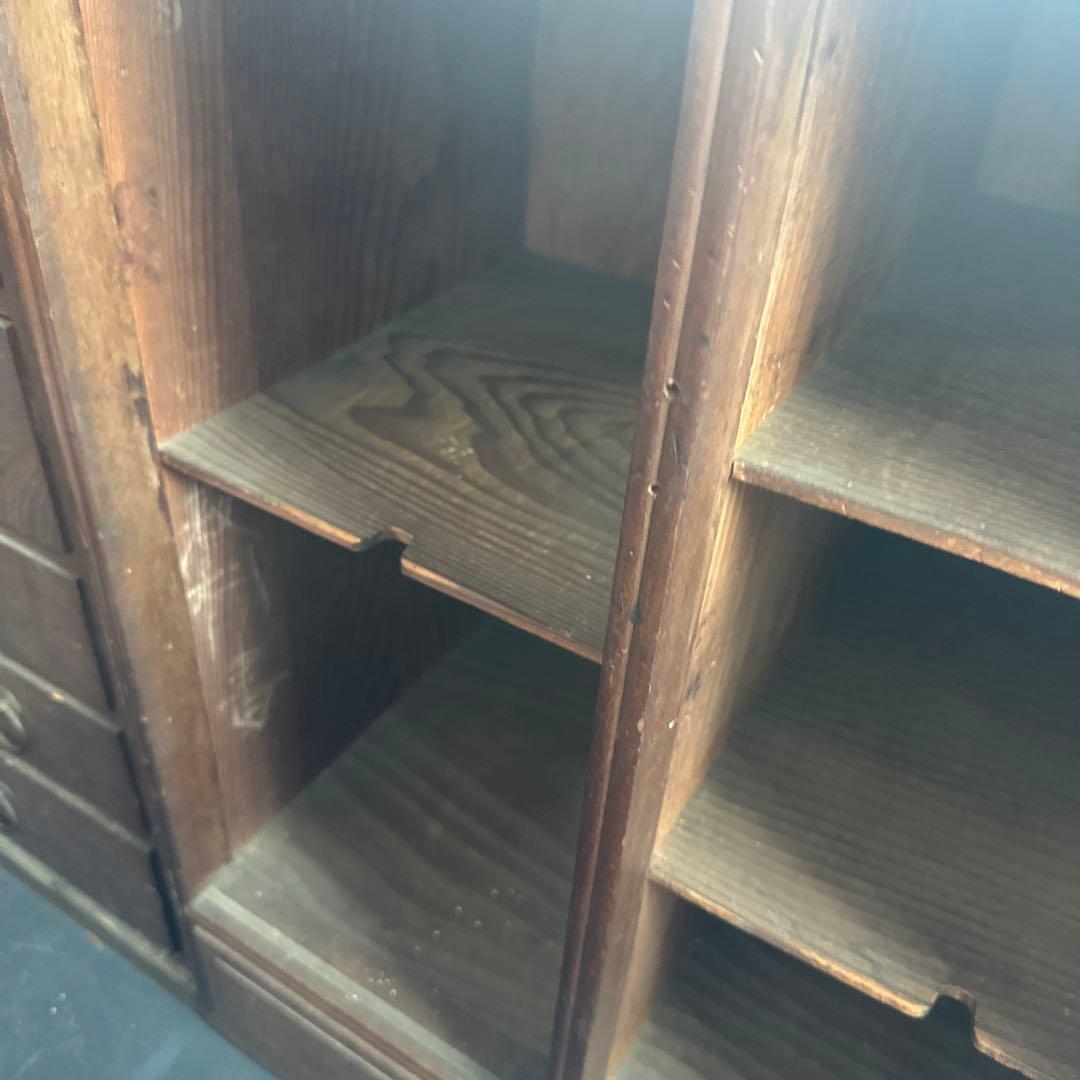 木製棚タンス、本棚　STOP SMOGステッカー