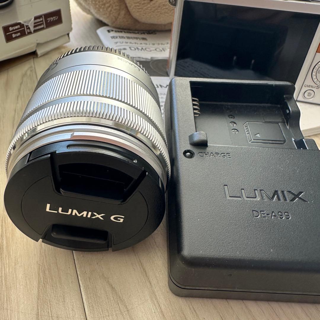 【美品】LUMIX DMC-GF7ミラーレス一眼レフ