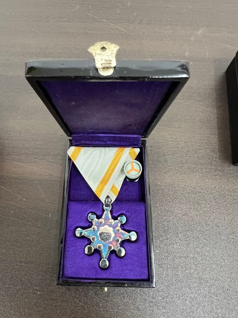 ●日本の勲章/徽章/日本軍＊昭和六年＊功七級金鵄勲章