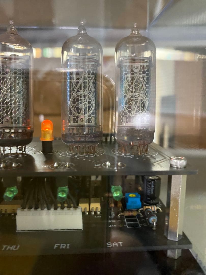 Nixie Clock（ニキシー管時計）