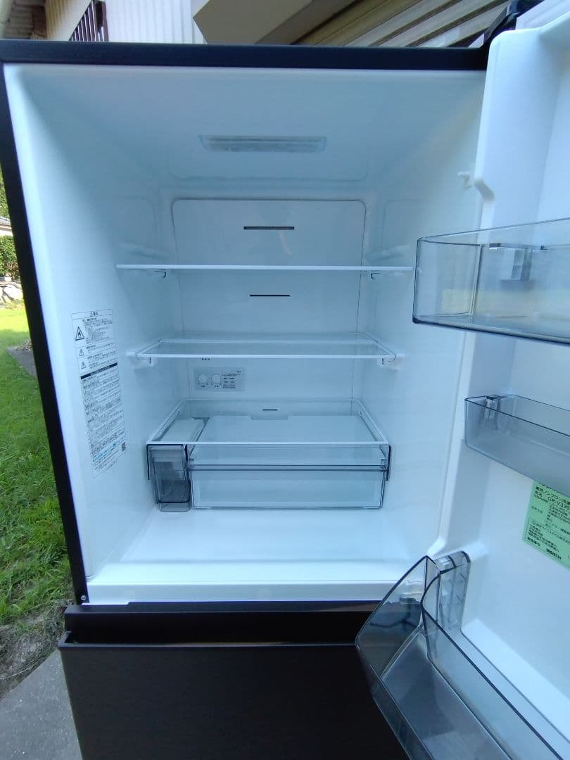 あきら 東芝 3ドア冷蔵庫 GR-V33SC (KZ) 2.3人家族