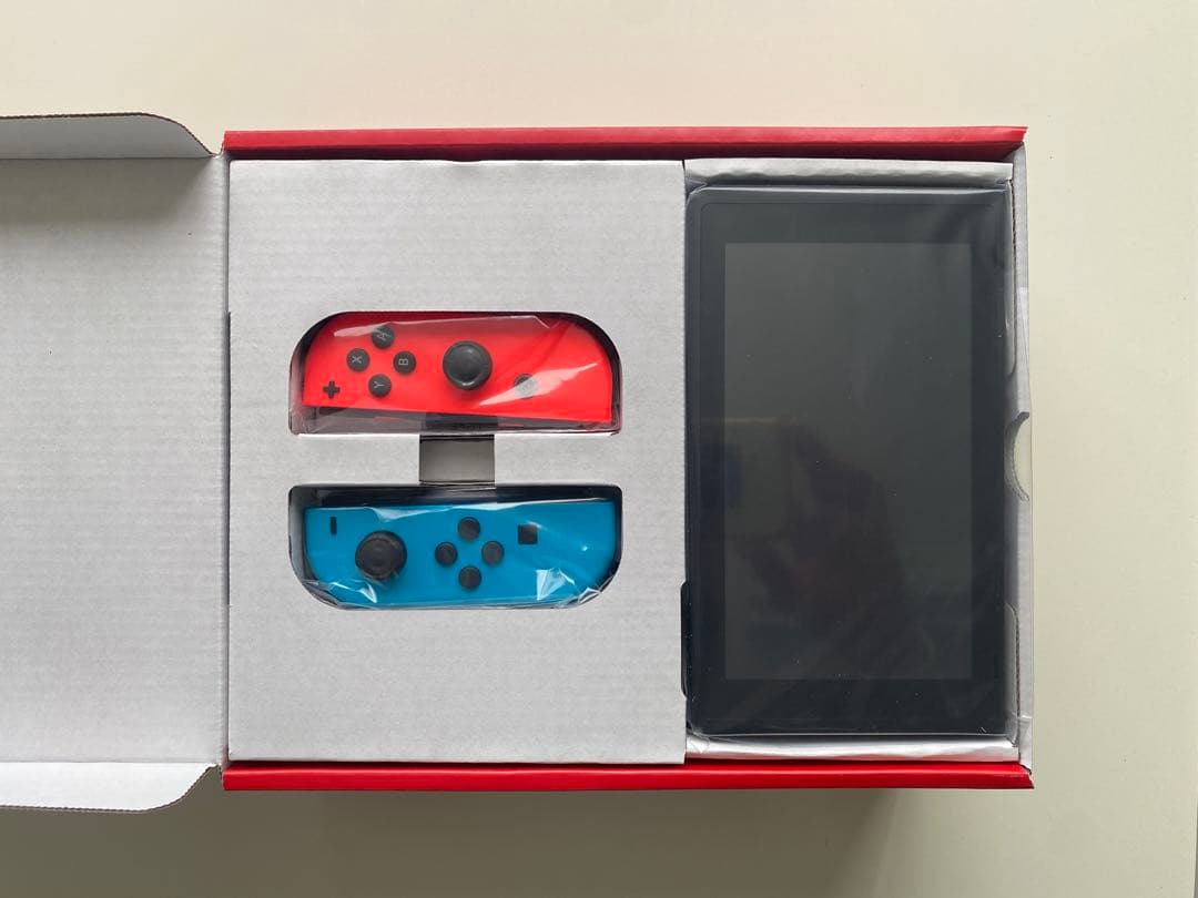 新品未使用 Nintendo Switch ネオンブルー/ネオンレッド 本体