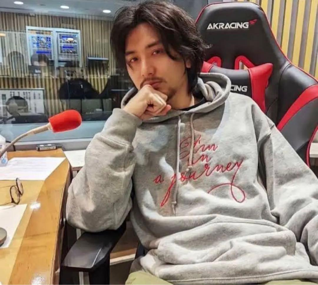 ☆激レア 本人着用 新品未開封品☆ 藤井風 旅路パーカー Lサイズ 歯ブラシ付き