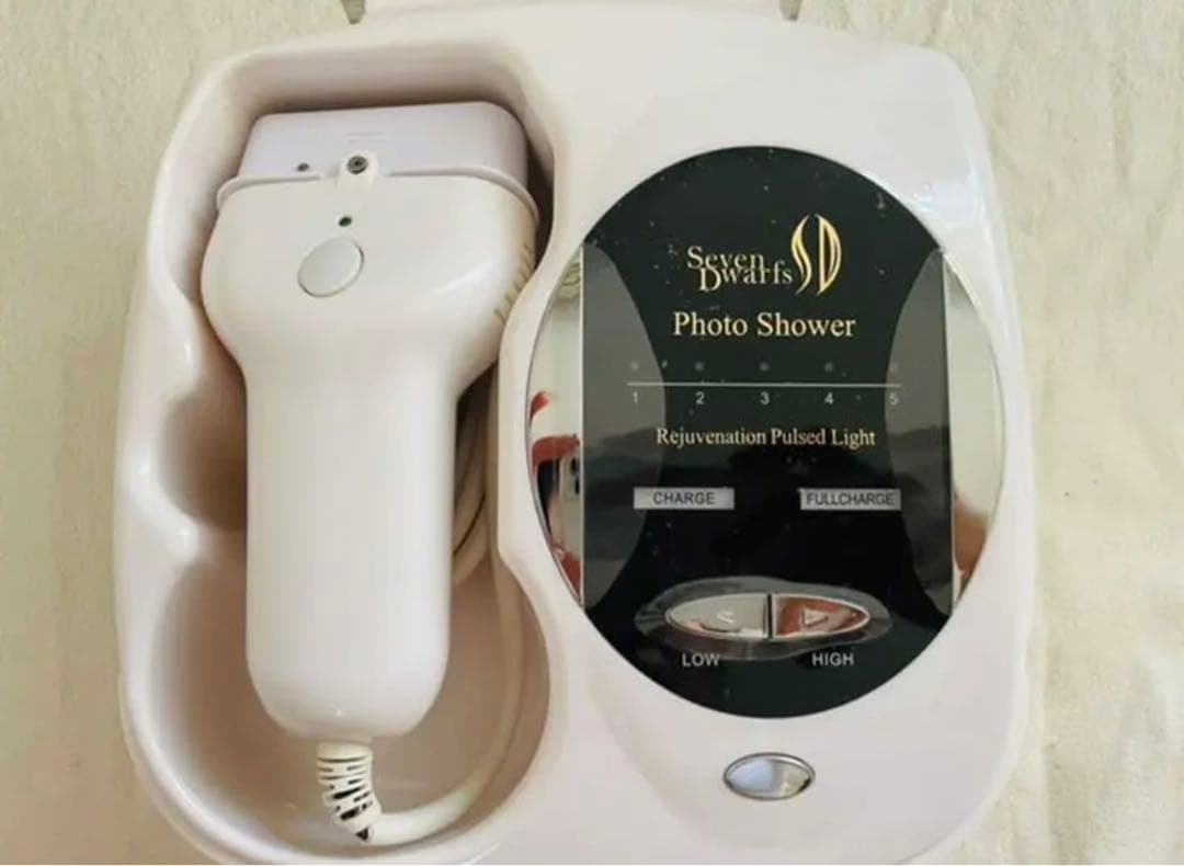 ★ラブルネッサンス★ 美顔器　フォトシャワープロ