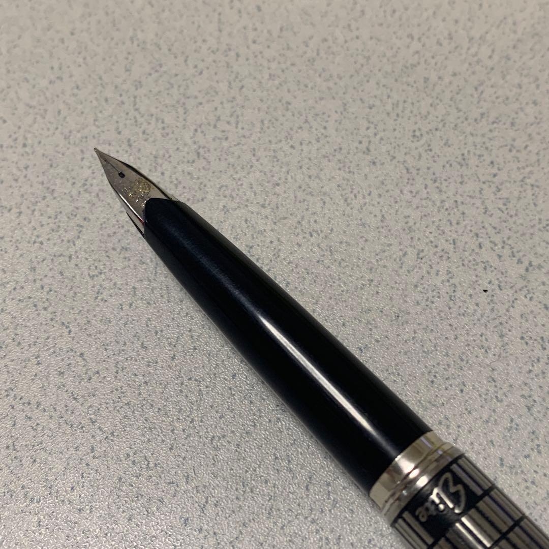 パイロット　エリート　格子柄　18Kニブ