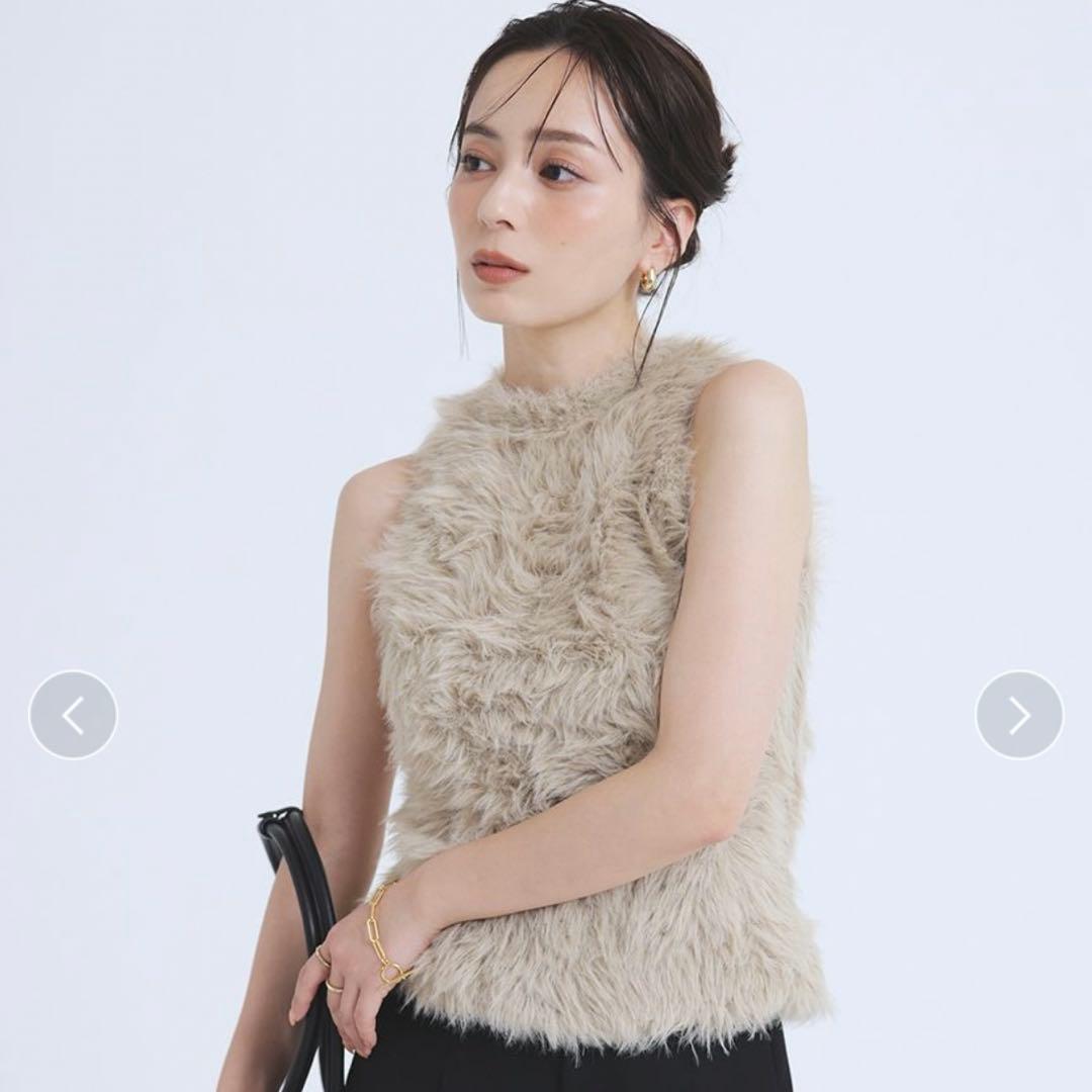 【美品】anuans ファーライクノースリーブニットトップス