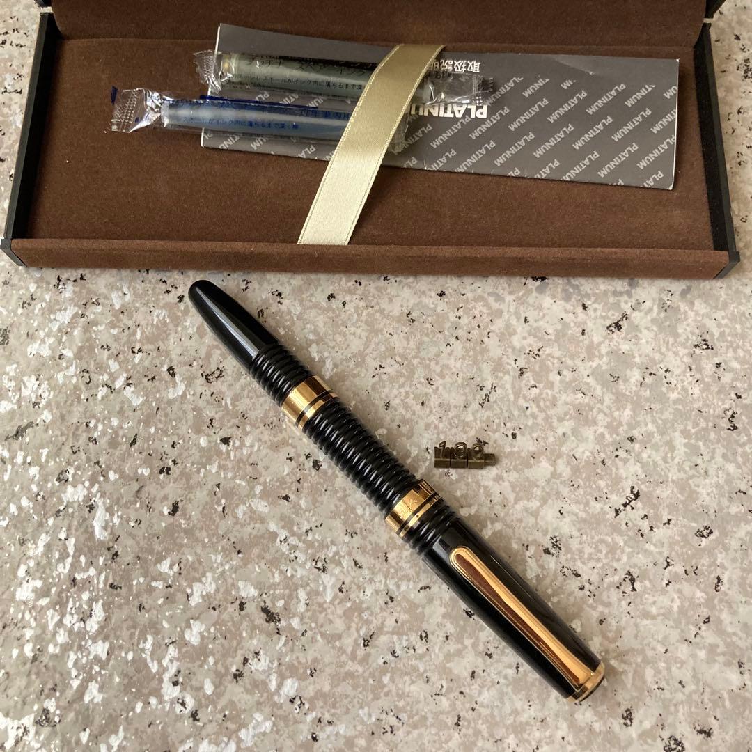 #190 未使用品 万年筆 PLATINUMプラチナ ギャザード 14k