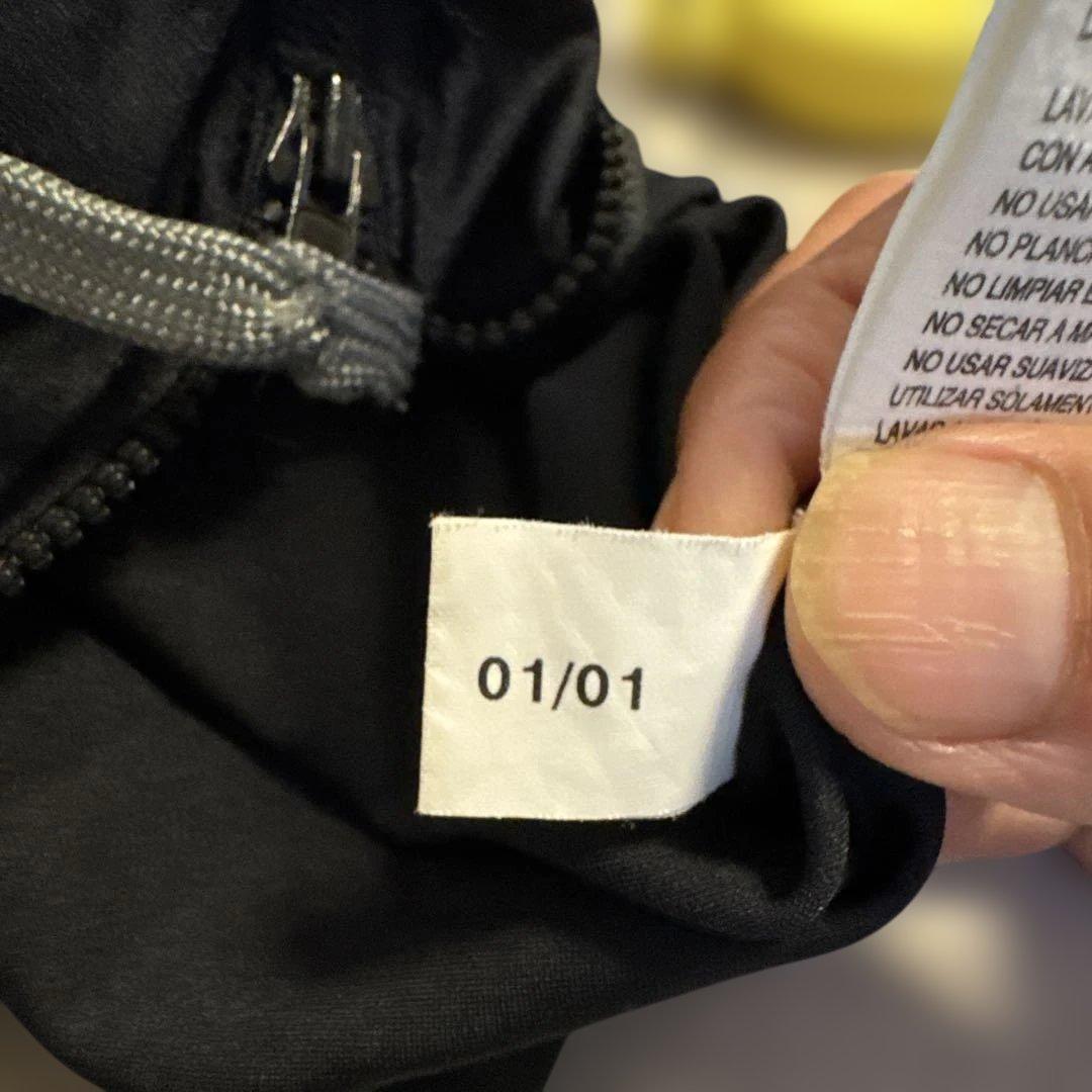 s*5様 adidas ブラック 長袖 競泳水着　レーザーレーサー