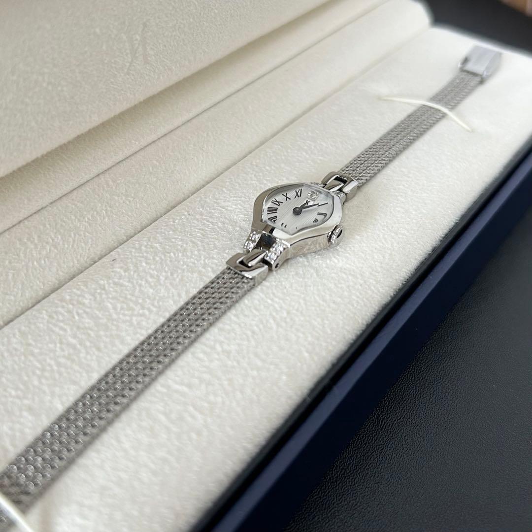 【保証書•ケース付】ヴァンドーム青山•腕時計•ダイヤモンド0.11カラット