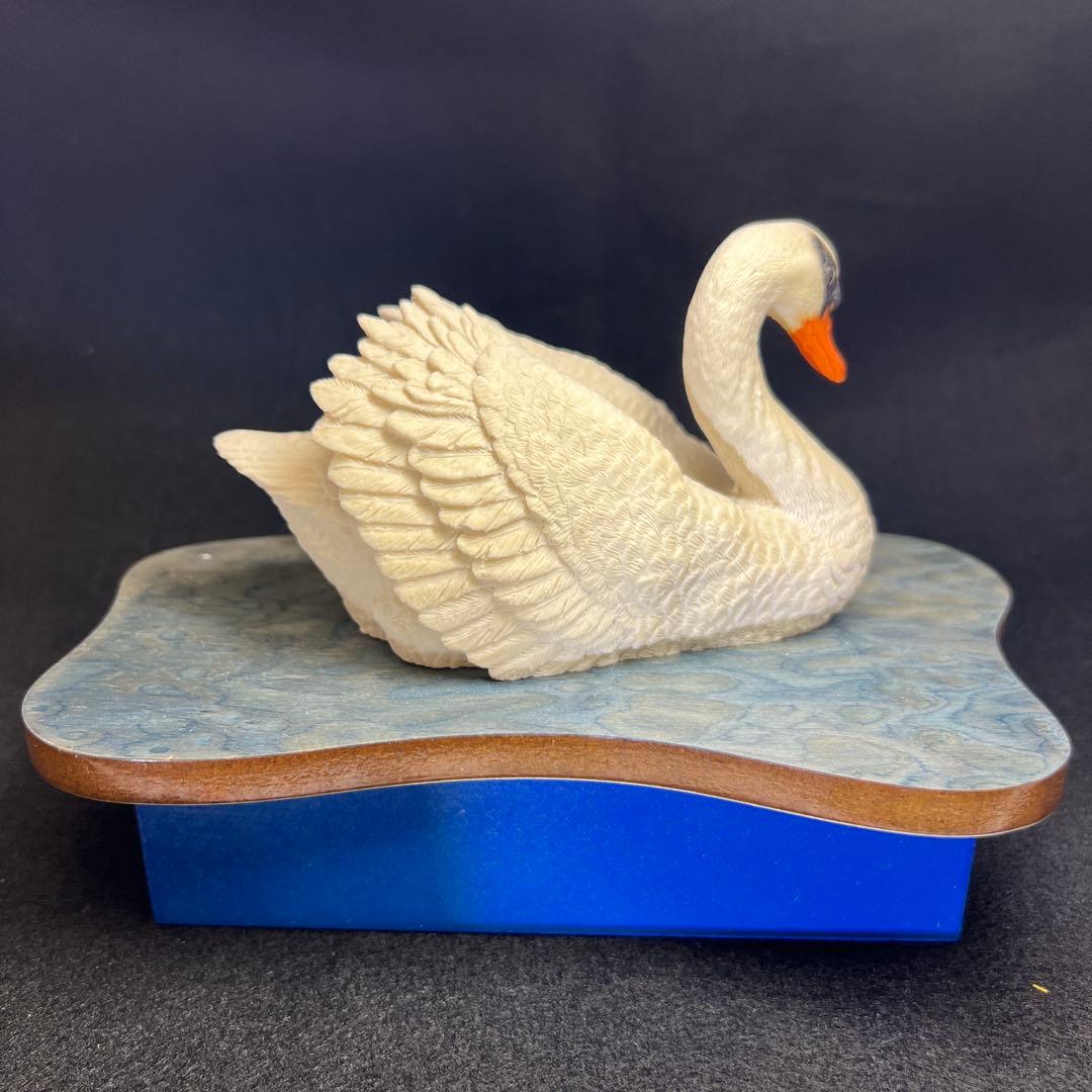 専用リュージュSwanLake白鳥の湖オルゴール　稼動品　東Y8-0106☆1F
