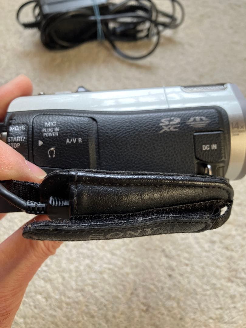 ビデオカメラ SONY HANDY CAM HDR-CX560