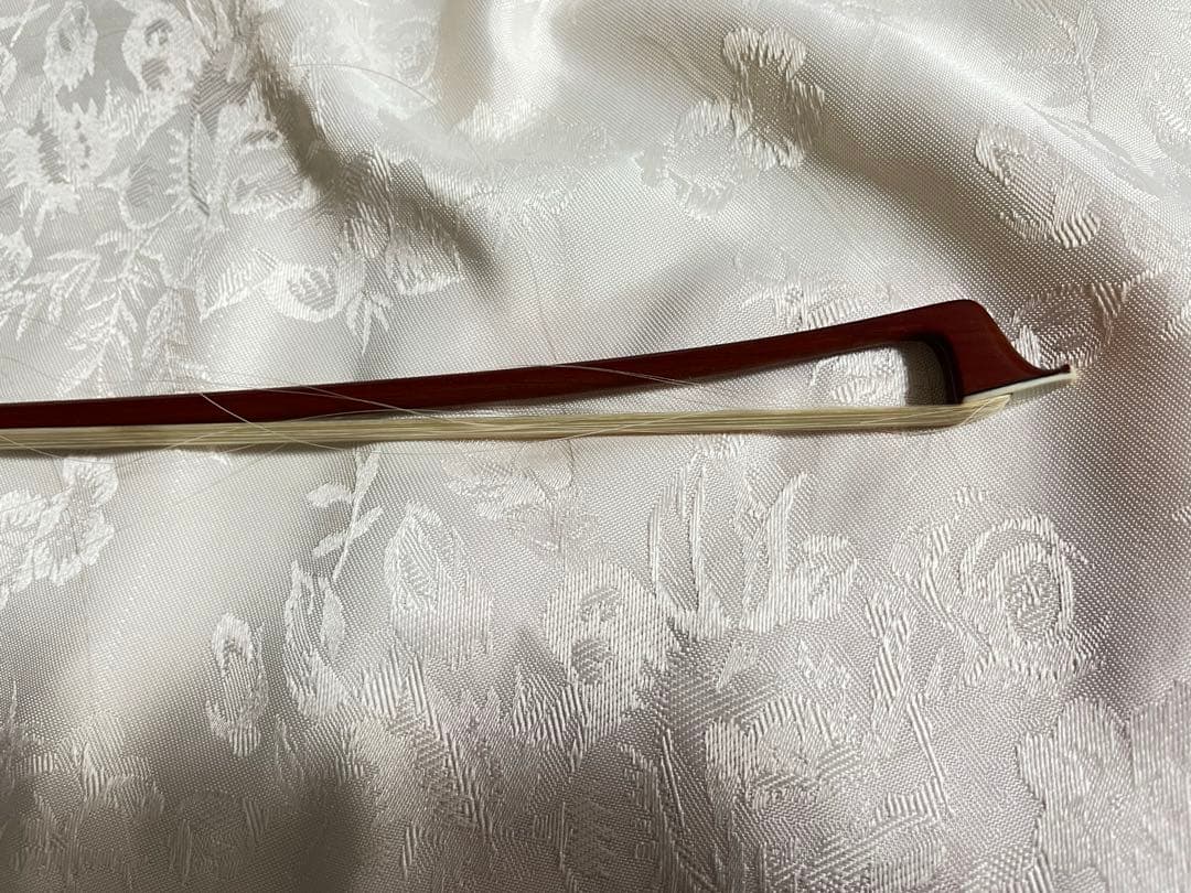 バイオリン　スズキ　SUZUKI 鈴木　楽器を守る丈夫なハードケース付き