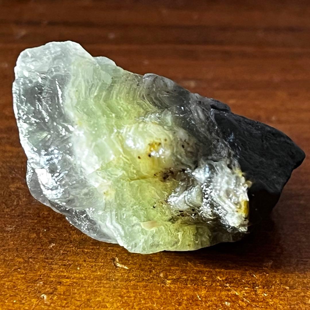 バイカラー 縞模様 フローライト 90.9ct 原石 グリーン グレー 一点物