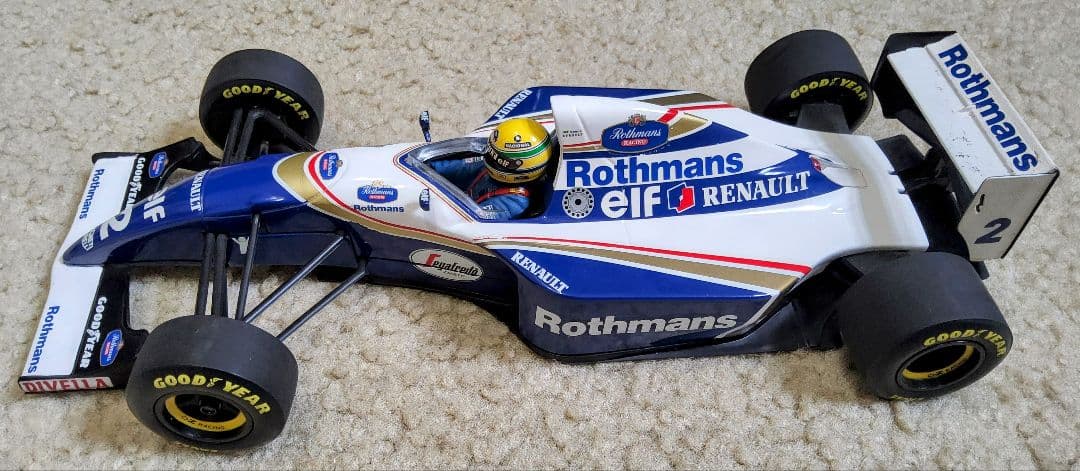 1/18 ミニチャンプス ウィリアムズ ルノー FW16 A.セナ D.ヒル