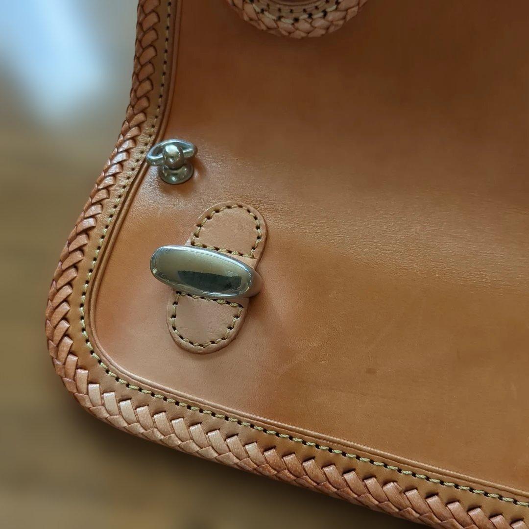 GODANEレザー編み込み長財布 ベージュ