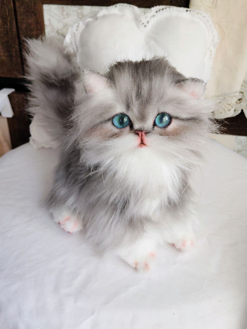 ミヌエット子猫ちゃん♡美人さん♡アートドール♡ぬいぐるみ♡大きめサイズ♡