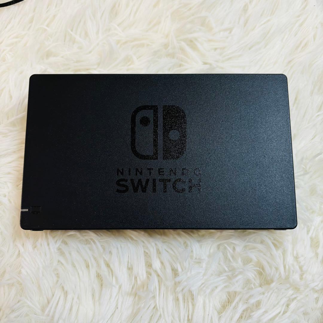 【美品】Nintendo Switch 本体　2018年製